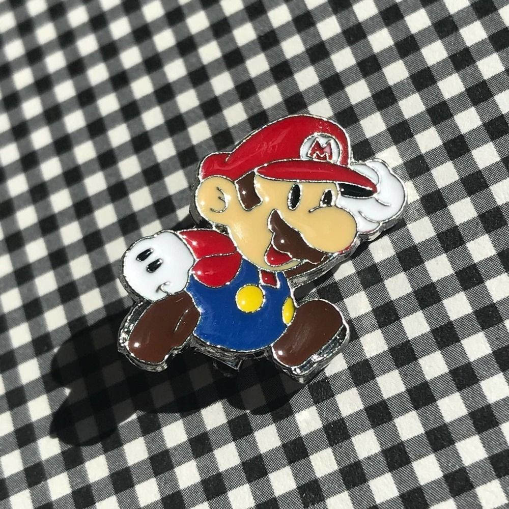 Super Mario Collectible Enamel Pin NEW! 1086W2